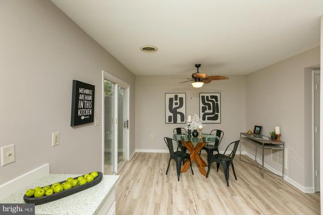 138 GEORGETOWN SQ, Martinsburg, WV 25401