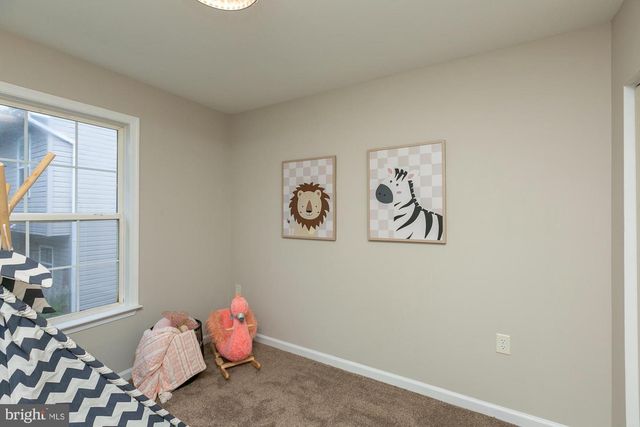 138 GEORGETOWN SQ, Martinsburg, WV 25401