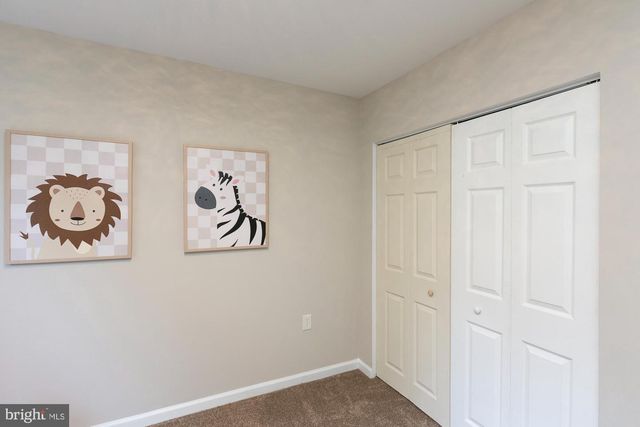 138 GEORGETOWN SQ, Martinsburg, WV 25401