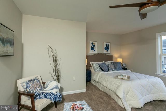 138 GEORGETOWN SQ, Martinsburg, WV 25401