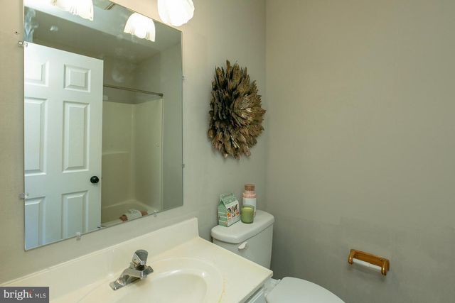138 GEORGETOWN SQ, Martinsburg, WV 25401