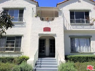 327 Ogden Drive, Los Angeles, CA 90036
