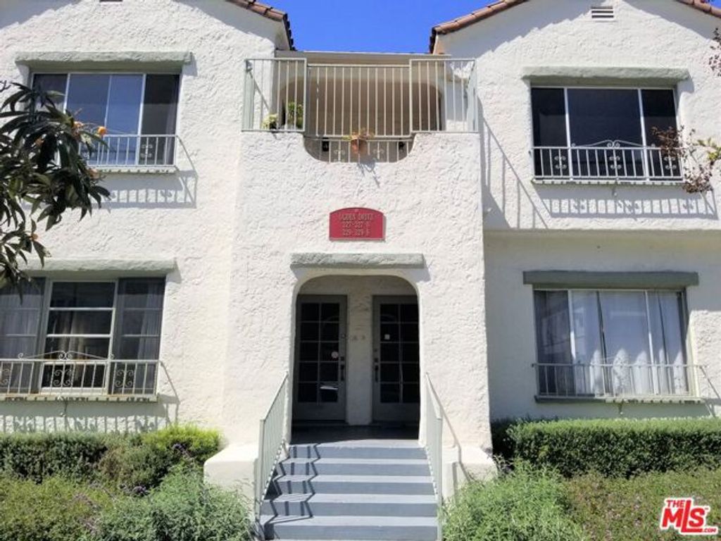 327 Ogden Drive, Los Angeles, CA 90036
