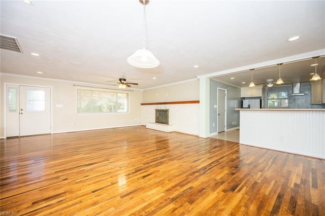 2409 Twin Lake RD, Virginia Beach, VA 23454