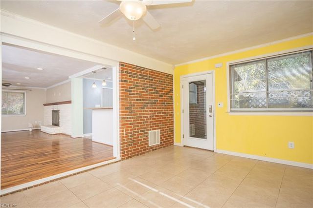 2409 Twin Lake RD, Virginia Beach, VA 23454