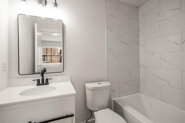 3165 Dogwood Drive 106, Hapeville, GA 30354