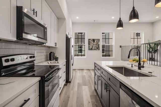 3165 Dogwood Drive 106, Hapeville, GA 30354