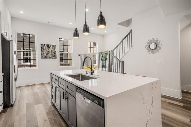 3165 Dogwood Drive 106, Hapeville, GA 30354