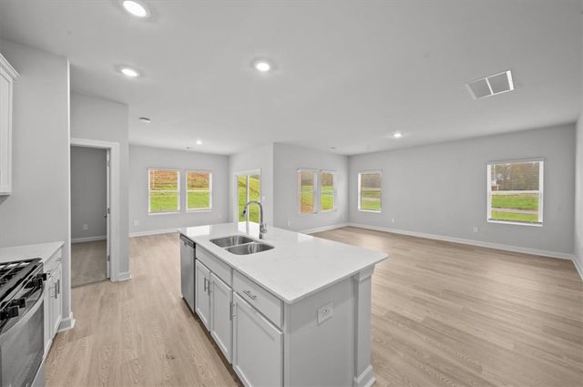 116 Gibbon Way, Gray Court, SC 29645