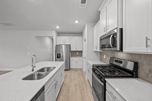 116 Gibbon Way, Gray Court, SC 29645
