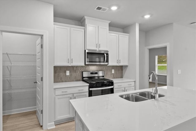 116 Gibbon Way, Gray Court, SC 29645