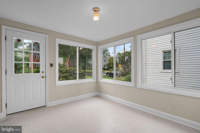 319 SAINT LAWRENCE DR, Silver Spring, MD 20901
