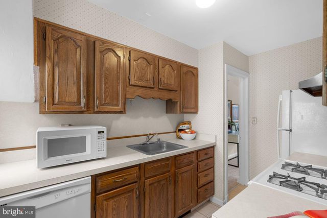 319 SAINT LAWRENCE DR, Silver Spring, MD 20901