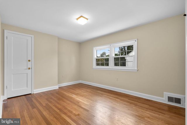 319 SAINT LAWRENCE DR, Silver Spring, MD 20901