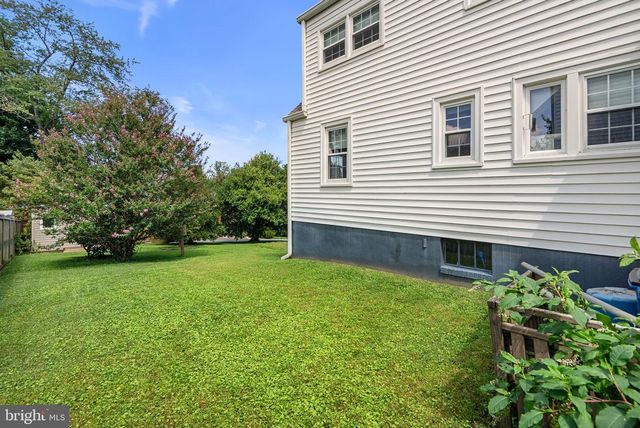 319 SAINT LAWRENCE DR, Silver Spring, MD 20901