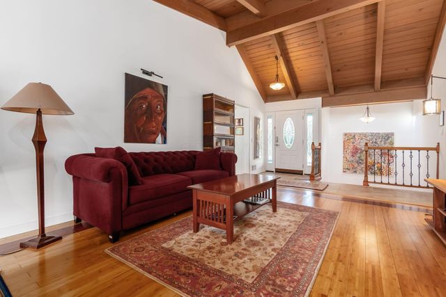 451 Fairlawn Drive, Columbus, OH 43214
