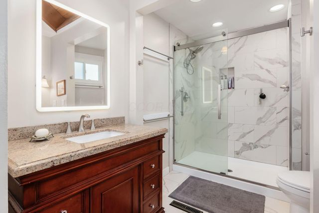 451 Fairlawn Drive, Columbus, OH 43214