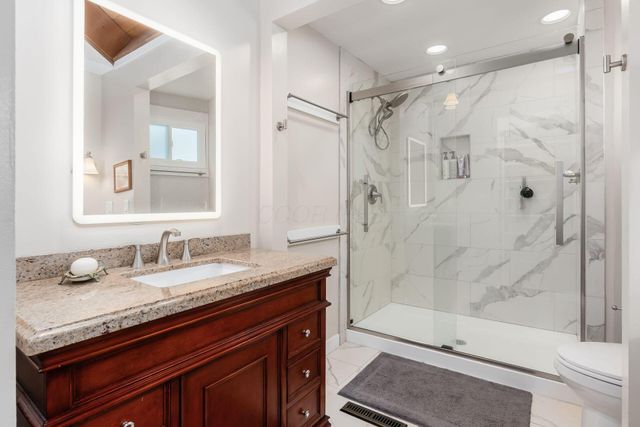 451 Fairlawn Drive, Columbus, OH 43214