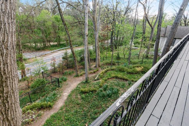 451 Fairlawn Drive, Columbus, OH 43214