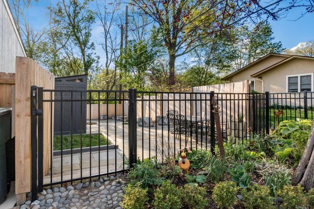 451 Fairlawn Drive, Columbus, OH 43214