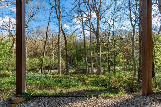 451 Fairlawn Drive, Columbus, OH 43214