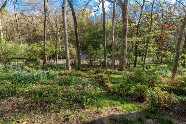 451 Fairlawn Drive, Columbus, OH 43214