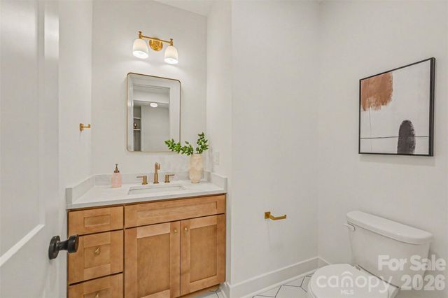 401 7th Street NE, Conover, NC 28613