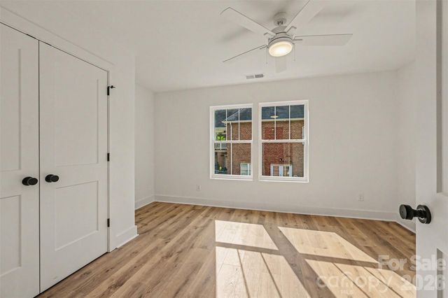 401 7th Street NE, Conover, NC 28613