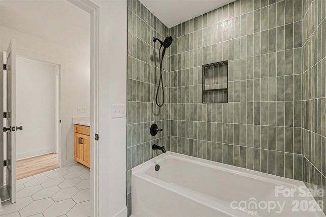 401 7th Street NE, Conover, NC 28613