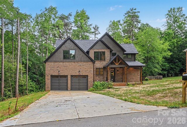 401 7th Street NE, Conover, NC 28613