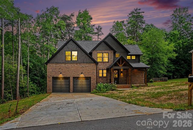 401 7th Street NE, Conover, NC 28613