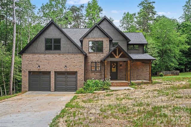 401 7th Street NE, Conover, NC 28613