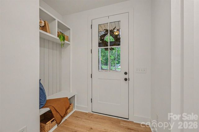401 7th Street NE, Conover, NC 28613