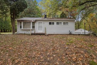 275 N Uldriks Drive, Bedford Twp, MI 49037