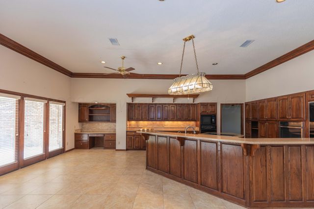 7736 BAUGHMAN Drive, Amarillo, TX 79121