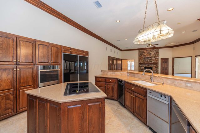 7736 BAUGHMAN Drive, Amarillo, TX 79121