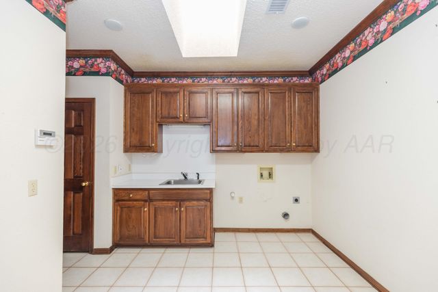 7736 BAUGHMAN Drive, Amarillo, TX 79121
