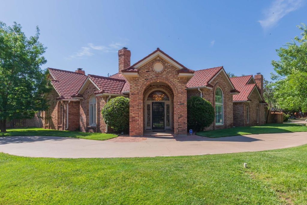 7736 BAUGHMAN Drive, Amarillo, TX 79121