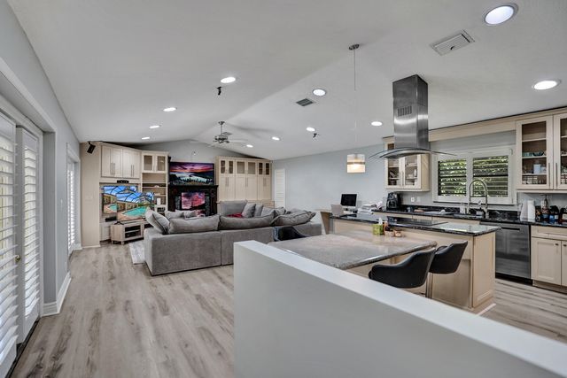 2281 NW 36TH Street, Boca Raton, FL 33431