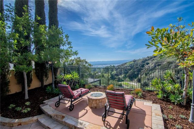 3429 Castleman, Burbank, CA 91504