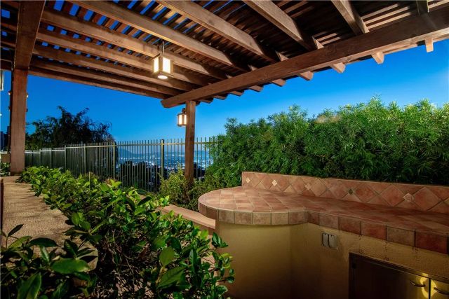 3429 Castleman, Burbank, CA 91504