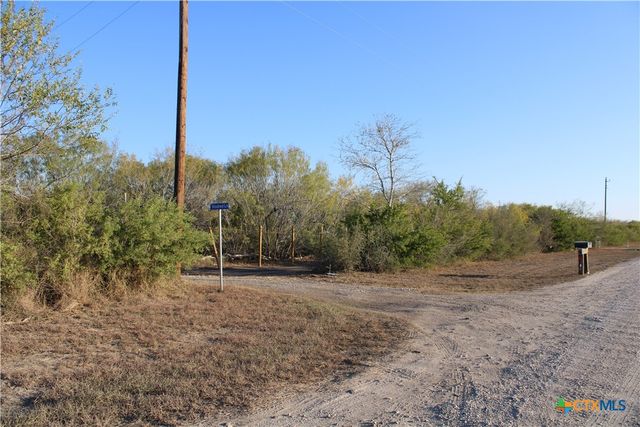 0000 CR 339, Jourdanton, TX 78026