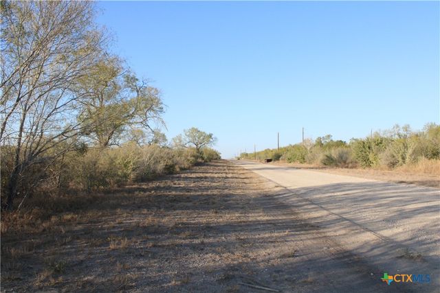 0000 CR 339, Jourdanton, TX 78026