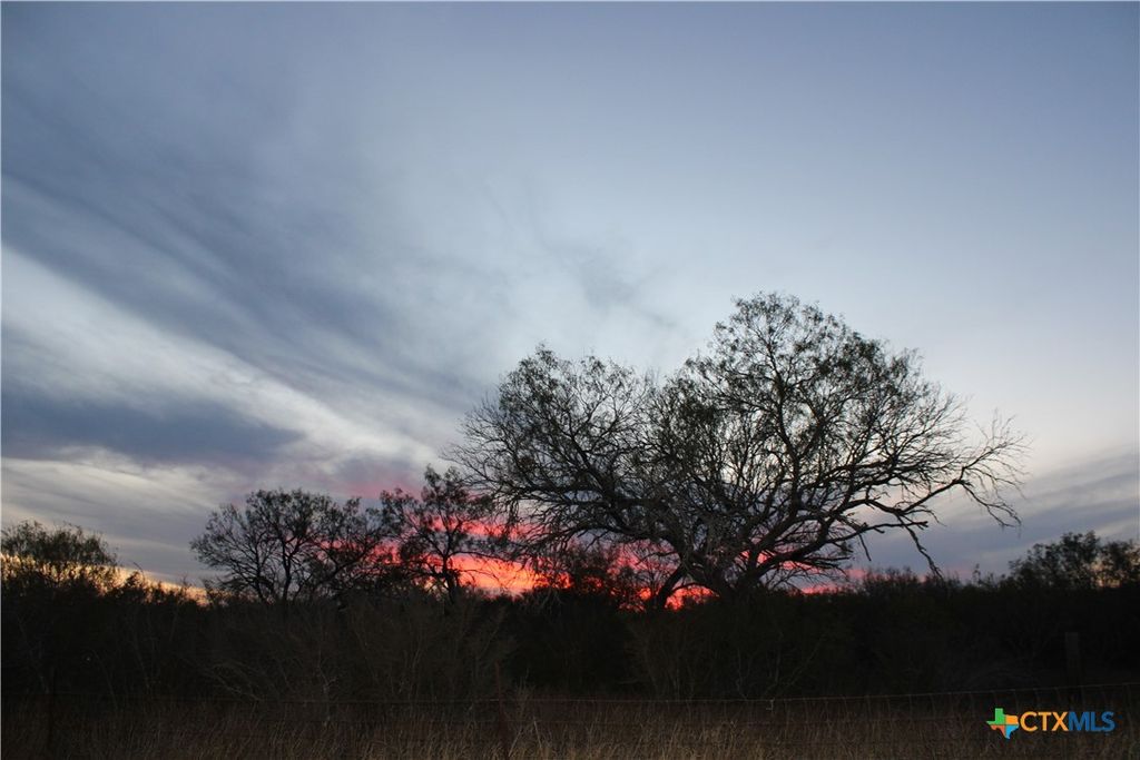 0000 CR 339, Jourdanton, TX 78026