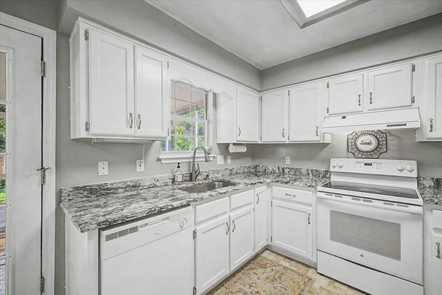 1704 Greenridge Trail, Tallahassee, FL 32312