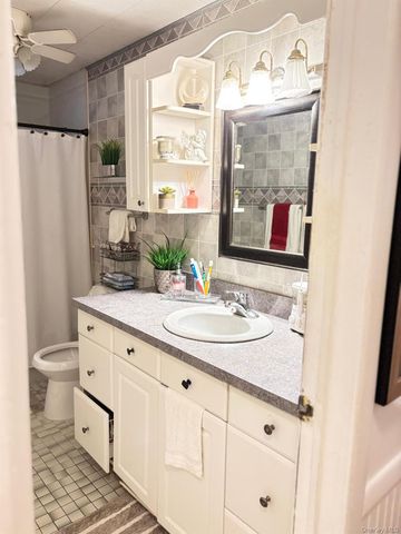 1454 Illinois Avenue, Bay Shore, NY 11706