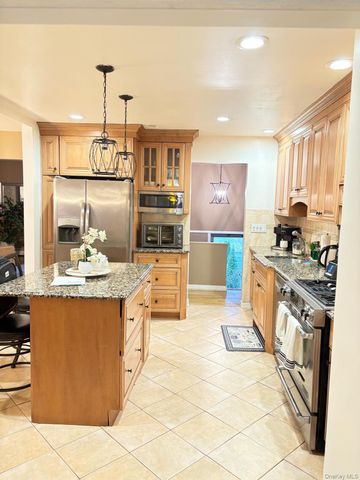 1454 Illinois Avenue, Bay Shore, NY 11706