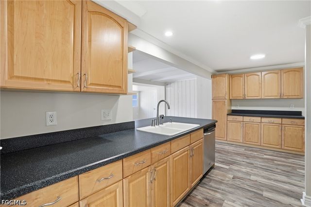 11901 McGregor BLVD, Fort Myers, FL 33919