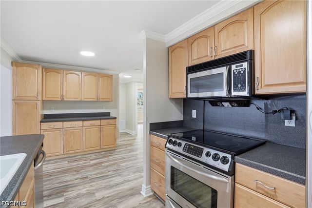 11901 McGregor BLVD, Fort Myers, FL 33919