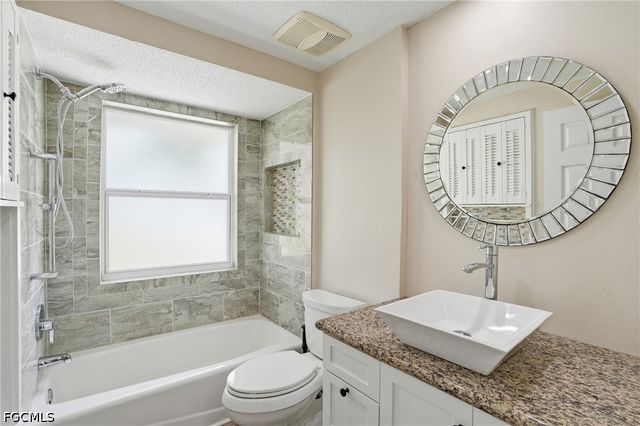 11901 McGregor BLVD, Fort Myers, FL 33919
